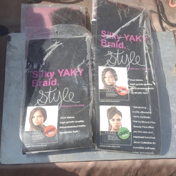 Pair Of Silky Yaky Super Jumbo Braid NWT - Picture 1 of 4